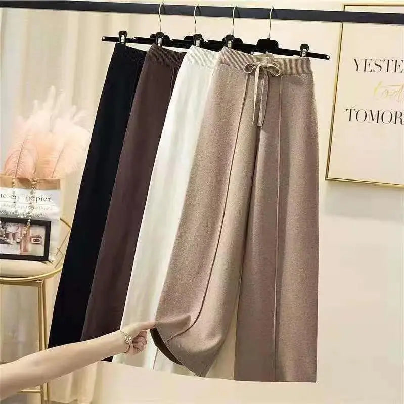 SoftDrape™ – Pantalón de Punto de Talle Alto