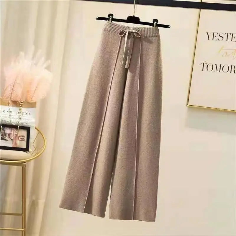 SoftDrape™ – Pantalón de Punto de Talle Alto
