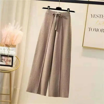 SoftDrape™ – Pantalón de Punto de Talle Alto